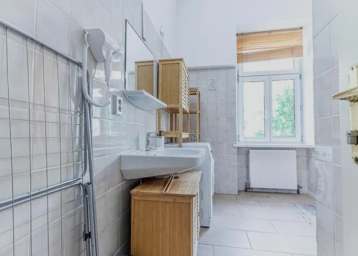 Convenient 3-br 15 Min To Landstrasse Hub וינה